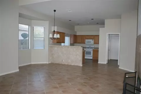 640 E Betsy Ln, Gilbert, AZ 85296 photo 6