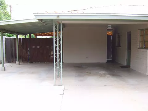 3909 E Glenrosa Ave, Phoenix, AZ 85018 photo 2