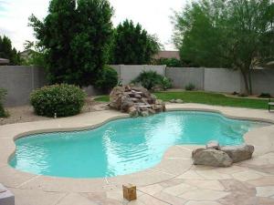 6837 W Aurora Dr, Glendale, AZ 85308 photo 4