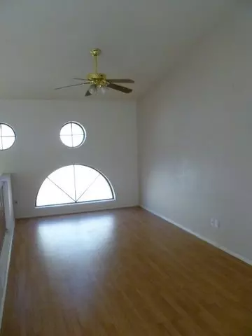 1227 E Michelle Dr, Phoenix, AZ 85022 photo 13