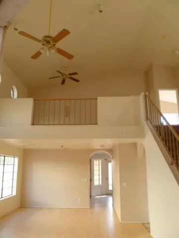 1227 E Michelle Dr, Phoenix, AZ 85022 photo 3
