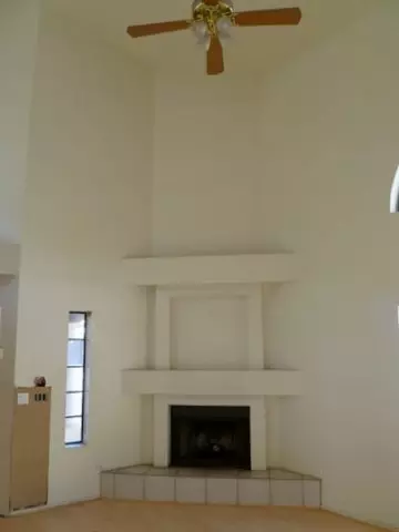 1227 E Michelle Dr, Phoenix, AZ 85022 photo 5