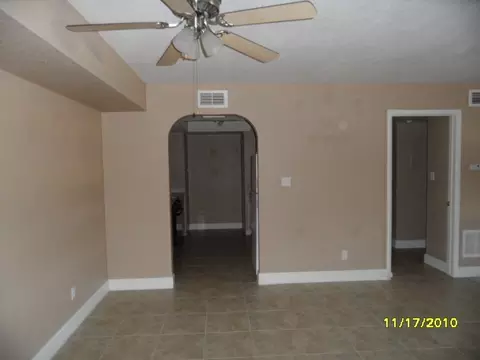 3825 E Camelback Rd #207, Phoenix, AZ 85018 photo 3