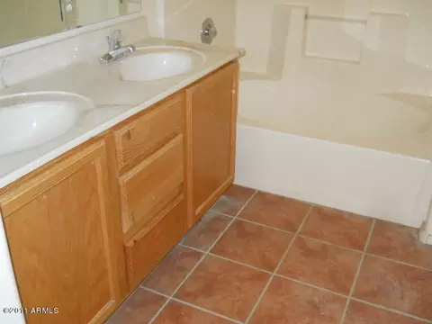 9241 Ellis St, Mesa, AZ 85207 photo 25
