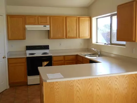 9241 Ellis St, Mesa, AZ 85207 photo 6