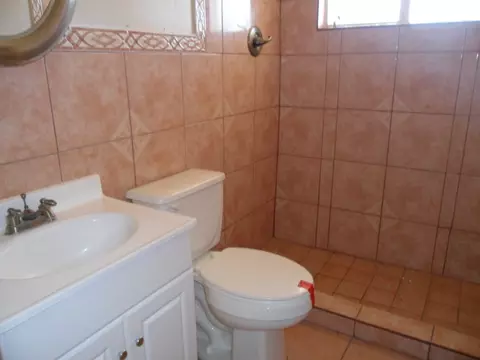 2 E Piedmont Rd, Phoenix, AZ 85042 photo 7