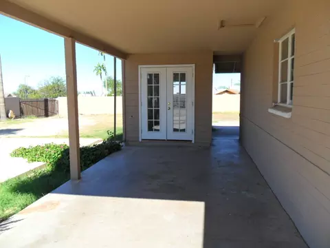 2 E Piedmont Rd, Phoenix, AZ 85042 photo 3
