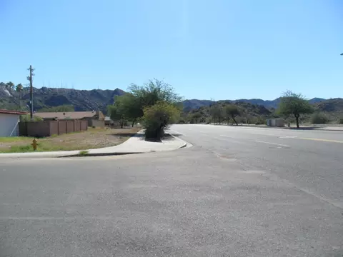 2 E Piedmont Rd, Phoenix, AZ 85042 photo 14