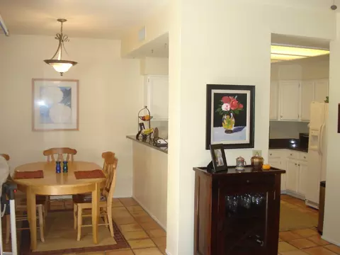 14435 S 43rd Pl, Phoenix, AZ 85044 photo 2
