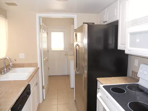 1018 E Cheryl Dr, Phoenix, AZ 85020 photo 3
