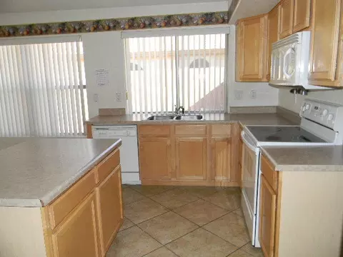 9854 E Olla Ave, Mesa, AZ 85212 photo 2