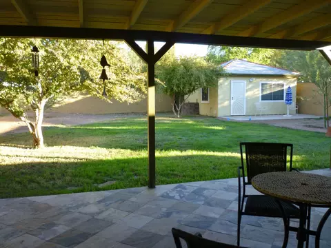 342 E Orange Dr, Phoenix, AZ 85012 photo 8