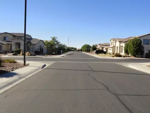3661 E Latham Ct, Gilbert, AZ 85297 photo 9
