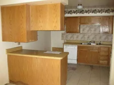 3320 N 37th Ave, Phoenix, AZ 85019 photo 8