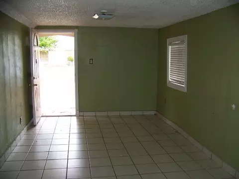 3145 W Berkeley Rd, Phoenix, AZ 85009 photo 3