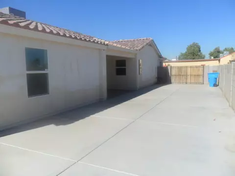 2607 E Jones Ave, Phoenix, AZ 85040 photo 6