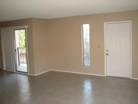 827 E Joan D Arc Ave, Phoenix, AZ 85022 photo 3