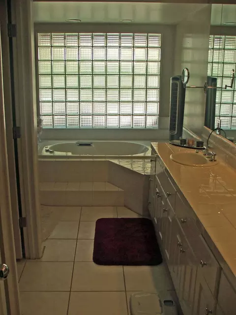 233 E Mclellan Blvd, Phoenix, AZ 85012 photo 14