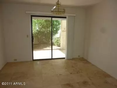 1014 E Becker Ln, Phoenix, AZ 85020 photo 4