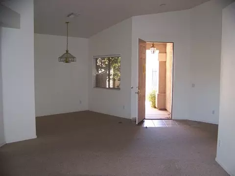 3224 E Maldonado Dr, Phoenix, AZ 85042 photo 3