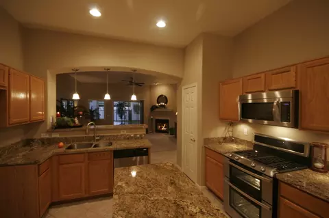114 E Spur Ave, Gilbert, AZ 85296 photo 2