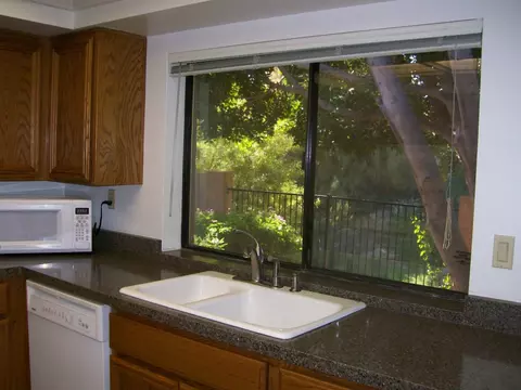1109 E Tapatio Dr, Phoenix, AZ 85020 photo 6