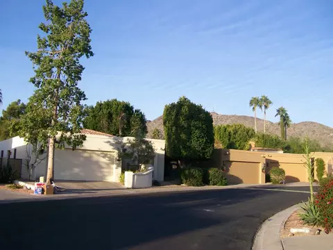 1109 E Tapatio Dr, Phoenix, AZ 85020 photo 1