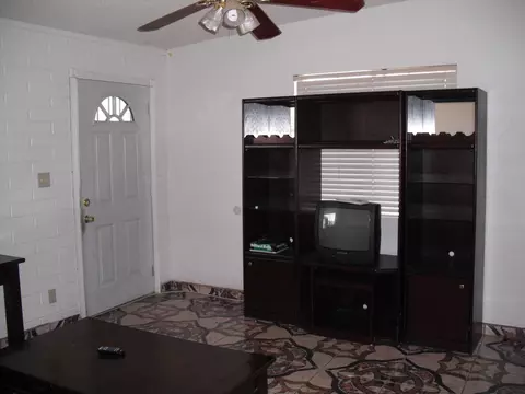 1727 E Chipman Rd, Phoenix, AZ 85040 photo 2