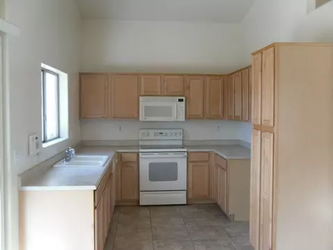 6034 S 16th Ln, Phoenix, AZ 85041 photo 11