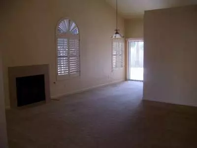4147 E Cholla Canyon Dr, Phoenix, AZ 85044 photo 2