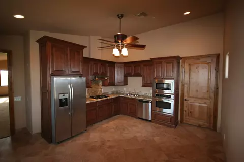 2155 E Avenida Del Valle Ct, Gilbert, AZ 85298 photo 2