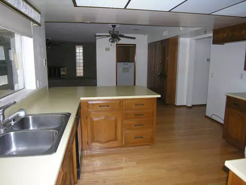 2115 E Malibu Dr, Tempe, AZ 85282 photo 4