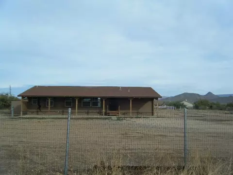820 E Restin Rd, Phoenix, AZ 85086 photo 2