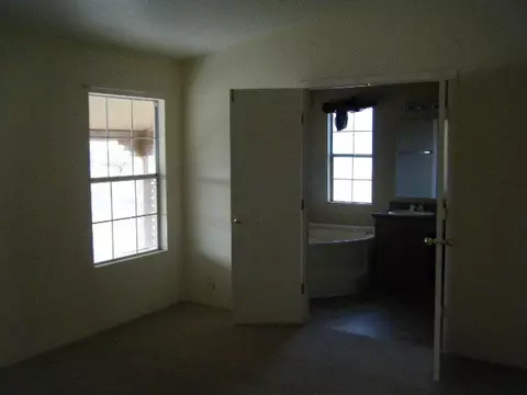 820 E Restin Rd, Phoenix, AZ 85086 photo 5