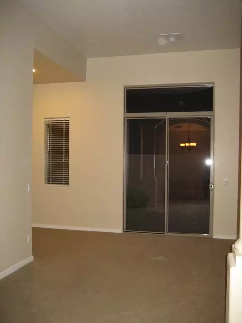 3941 E Herrera Dr, Phoenix, AZ 85050 photo 6