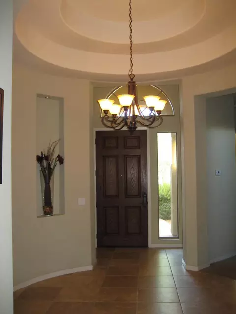 3941 E Herrera Dr, Phoenix, AZ 85050 photo 4