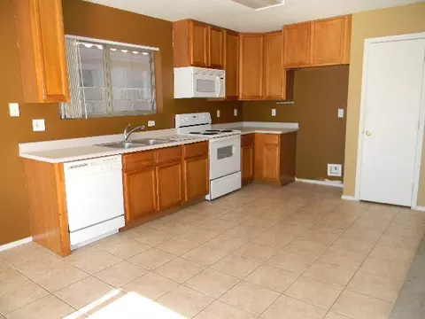 8551 E Lakeview Ave, Mesa, AZ 85209 photo 5