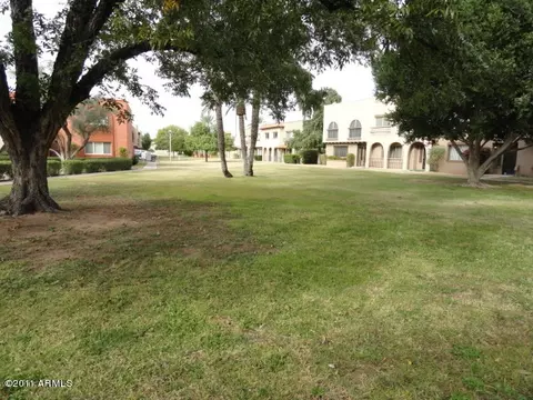 2916 E Clarendon Ave, Phoenix, AZ 85016 photo 14