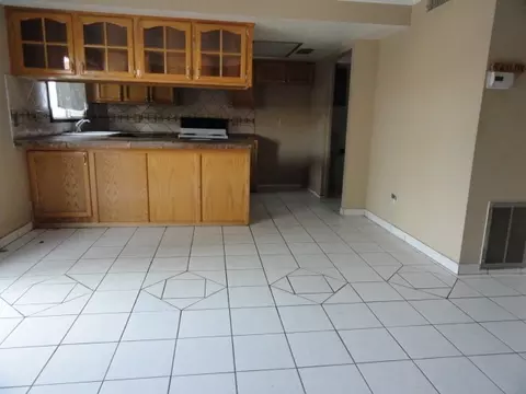 2916 E Clarendon Ave, Phoenix, AZ 85016 photo 4
