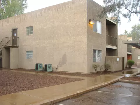 2819 E Paradise Ln, Phoenix, AZ 85032 photo 4
