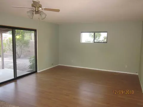 936 E Broadmor Dr, Tempe, AZ 85282 photo 5