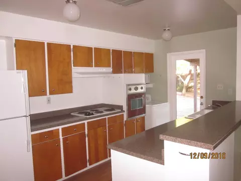 936 E Broadmor Dr, Tempe, AZ 85282 photo 6