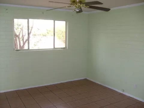 2945 N 40th Ave, Phoenix, AZ 85019 photo 7