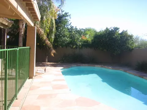 231 E Arabian Dr, Gilbert, AZ 85296 photo 4