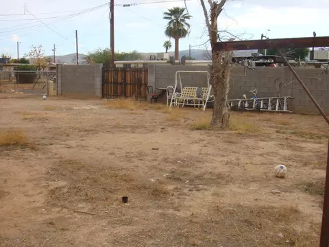 1907 E Pleasant Ln, Phoenix, AZ 85042 photo 7