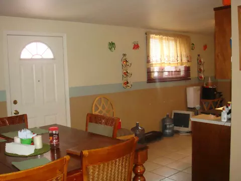 1907 E Pleasant Ln, Phoenix, AZ 85042 photo 4