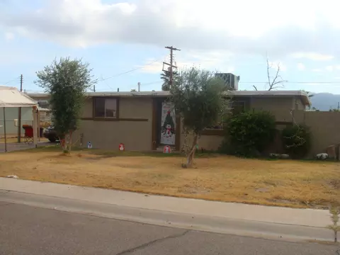 1907 E Pleasant Ln, Phoenix, AZ 85042 photo 10