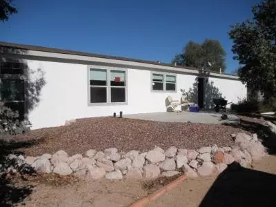 331 S Mountain Rd, Apache Junction, AZ 85120 photo 3