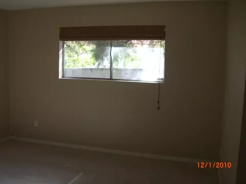 3001 E Calaveros Dr, Phoenix, AZ 85028 photo 10