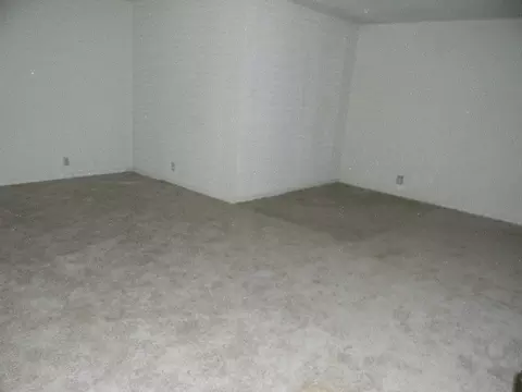 560 Encinas Ave, Gilbert, AZ 85234 photo 9